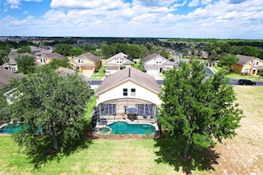 Exterior - Deluxe family home with game room, private pool spa, near Disney World - dogs OK (Davenport)
