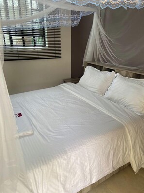 Dobbeltrom – deluxe, hageutsikt | Individuelt dekorert, individuelt innredet og wi-fi (inkludert)