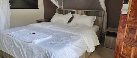 Deluxe Single Room, Garden View