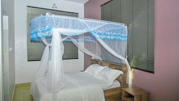 Deluxe Double Room, Garden View | Individually decorated, individually furnished, free WiFi, bed sheets