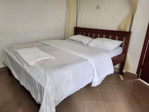 Deluxe Double Room, Garden View | Individually decorated, individually furnished, free WiFi, bed sheets - Shali Hotel Wote (Wote)