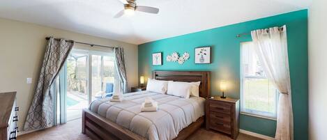 Planxa i posts de planxar, un bressol de viatge i wifi gratuïta