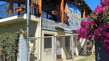 Family Cottage, City View | Exterior