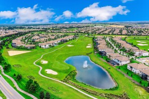 Golf - Luxury resort home with themed rooms, air hockey, pool table, pool and spa (Kissimmee)