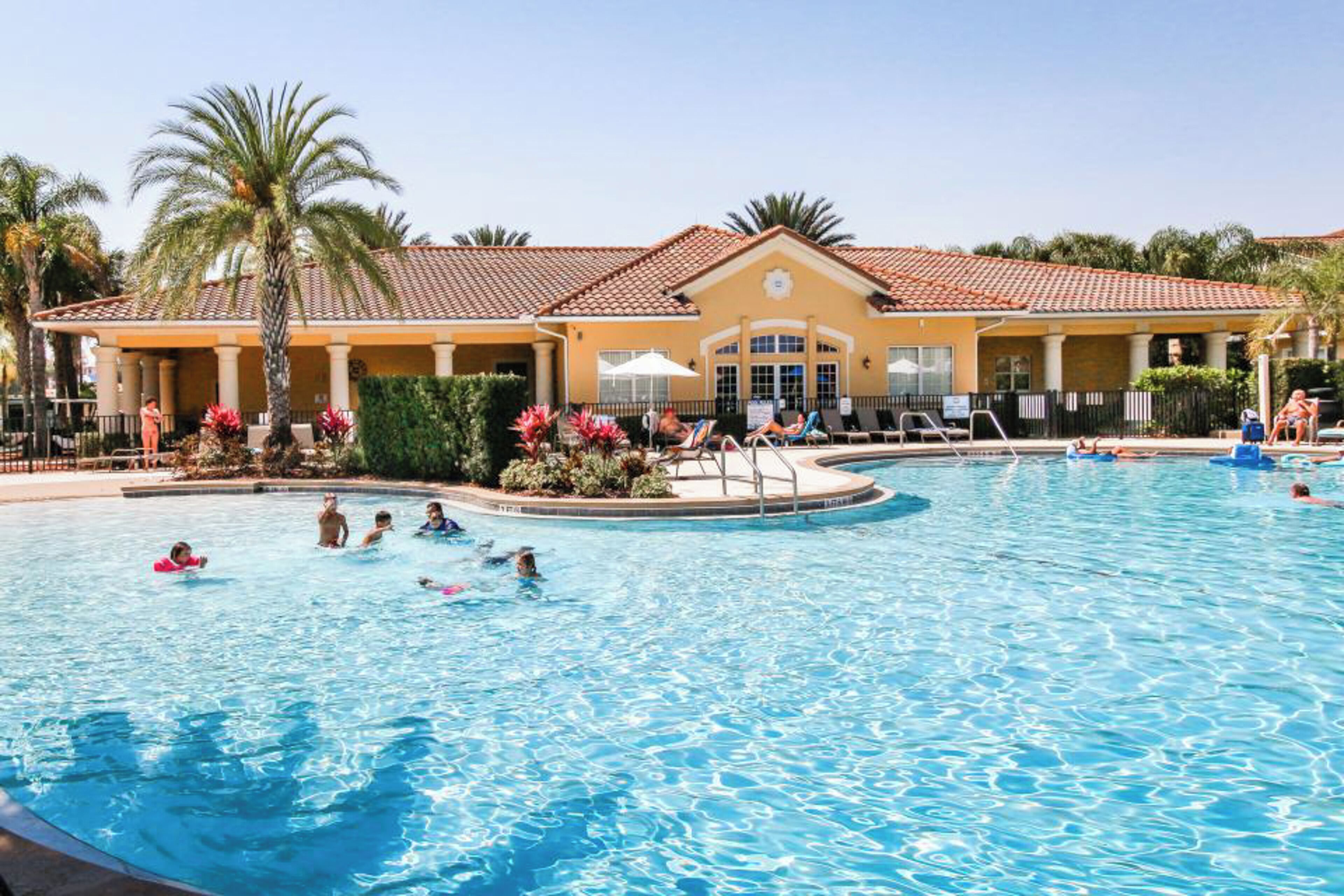 Et oppvarmet basseng