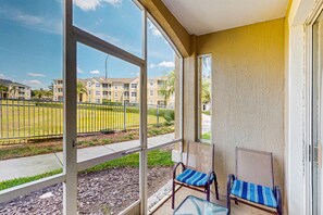 Interior - Windsor Palms townhome with WiFi, AC, screened patio, pool, hot tub, & tennis (Kissimmee)