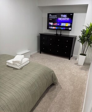 1 Schlafzimmer, Schreibtisch, Bügeleisen/Bügelbrett, kostenloses WLAN
