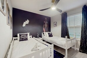 5 dormitorios, tabla de planchar con plancha, wifi gratis y ropa de cama