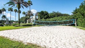 Sports court - Renovated Emerald Island Gem | Heated Pool, Hot Tub, Tennis & Volleyball (Kissimmee)