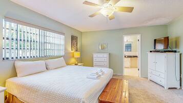 3 bedrooms, travel cot, free WiFi, bed sheets