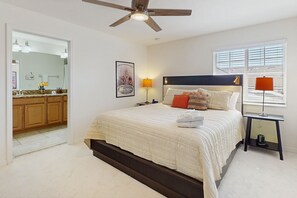 Iron/ironing board, free WiFi, bed sheets, wheelchair access - Spacious townhouse with private pool,resort amenities, and tennis courts (Kissimmee)