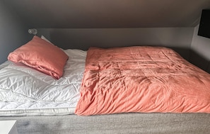2 bedrooms, free WiFi
