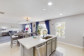 Interior - Dog-friendly home with lake views, Ping-Pong, air hockey, streaming, W/D, & AC (Kissimmee)