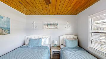 Free WiFi, bed sheets, wheelchair access