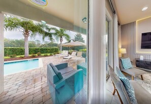 Interior - Near Theme Parks, fun filled home with Harry Potter bedroom, & private pool (Kissimmee)