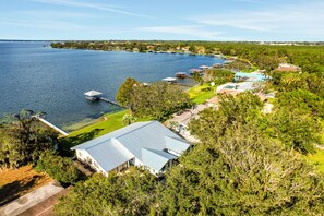 Exterior - Renovated lakefront retreat with screened pool, private dock, patio, grill & W/D (Lake Placid)