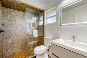 Shower, hair dryer, towels - Classic home close to Lake Placid with modern updates, W/D, AC, & patio (Lake Placid)