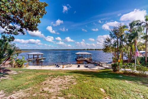 Lakefront Home With Private Hot Tub, Central AC and Beach Access
