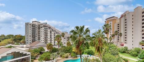 Piscina interna, piscina aquecida