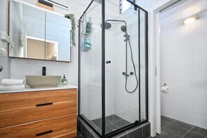 Hårtørrer, håndklæder, Sæbe, Shampoo