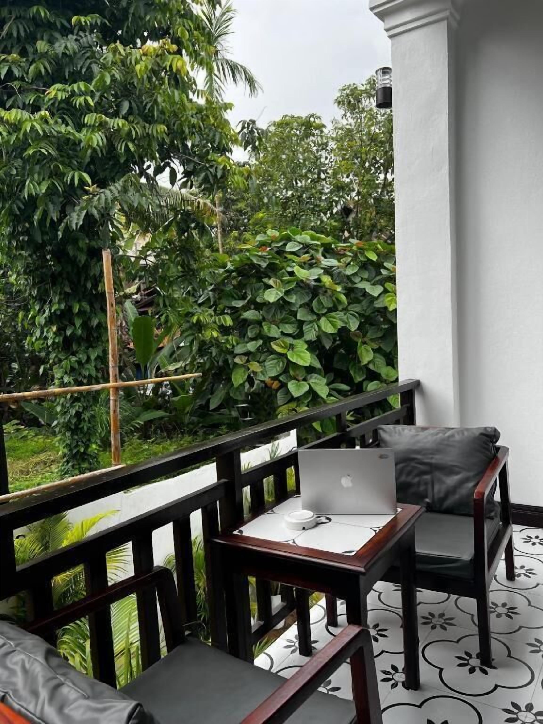 숙박 시설 구내