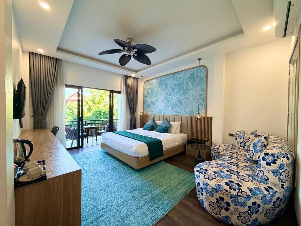 Deluxe Double or Twin Room, Balcony, Garden View | In-room safe, desk, blackout drapes, free WiFi