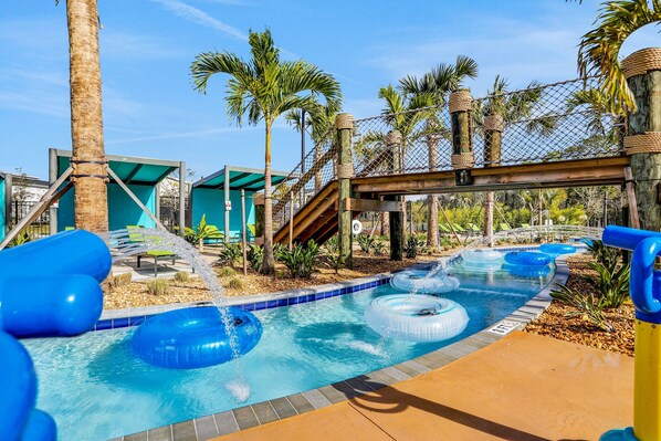 Pool - Stylish townhouse with a private pool & lanai plus clubhouse amenities (Kissimmee)