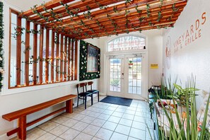 Lobby - Calm condo with pool, hot tub, balcony, cabana, & kitchen - snowbird-friendly (Davenport)