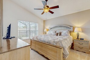 3 bedrooms, iron/ironing board, free WiFi, bed sheets