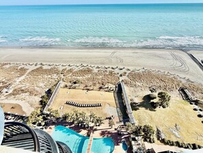 Beach nearby - On top of the world! 1br sleeps 4-6 MB 1629 (Myrtle Beach)