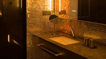 Standard Double Room | Bathroom | Free toiletries, hair dryer, bathrobes, slippers