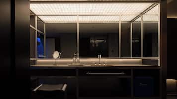 Standard Double Room | Bathroom | Free toiletries, hair dryer, bathrobes, slippers