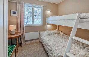 2 soverom, reiseseng for barn og wi-fi (inkludert)