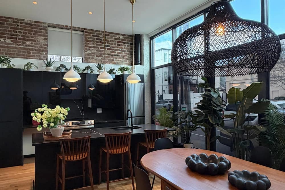 The Gisele Hotel