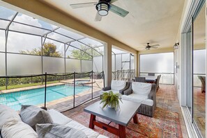 A heated pool - Beautiful home with private pool and space for the whole family (Kissimmee)