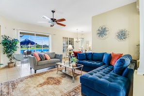 TV, DVD player, stereo - Waterview Home w/ Private Pool, High-Speed WiFi, and Central AC (Kissimmee)