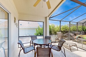 Outdoor dining - Spacious home with private pool, pool table and air hockey (Davenport)