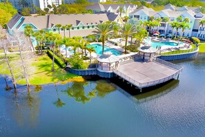 A heated pool - Lakeside Getaway Near Orlando Attractions | Pools, Hot Tub & Resort Amenities (Kissimmee)