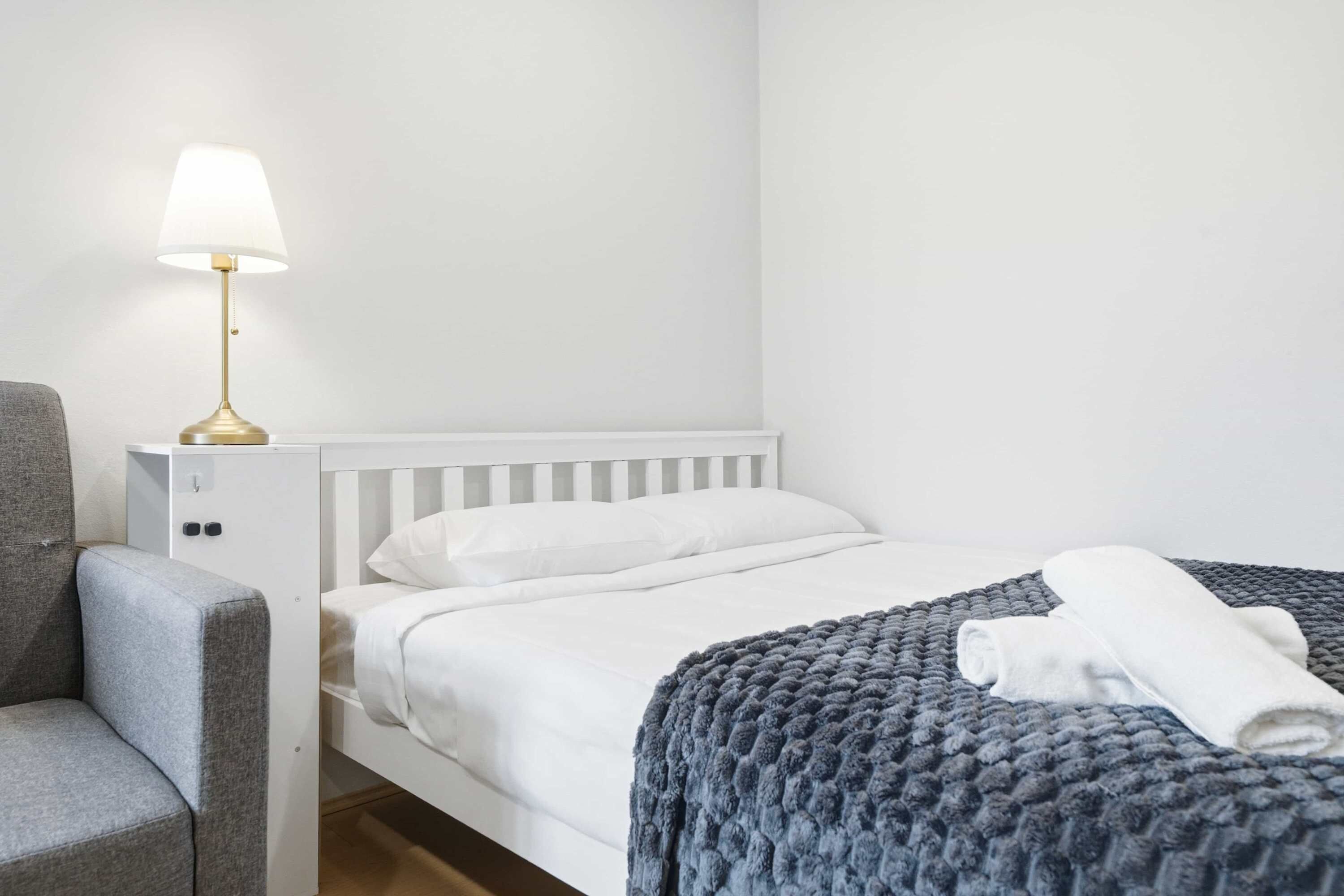 熨斗/熨衣板、WiFi、床单