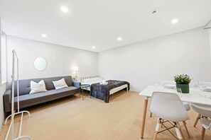 Strykejern/-brett, wi-fi og sengetøy