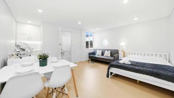 1 bedroom, iron/ironing board, WiFi, bed sheets