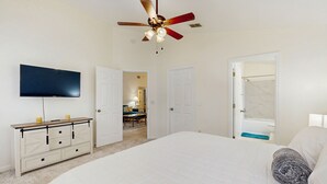 Unclassified image, 5 of 21, button - Single-level home with private pool, close to shopping & attractions (Clermont)