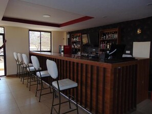 Bar (en la propiedad)