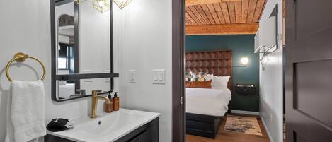 Wi-Fi gratuit, draps fournis