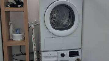 Shared Dormitory, 1 Bedroom, Smoking | Interior