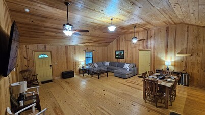 2-bedroom cabin in the heart of Amish country in Ethridge Tennessee.