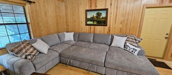 2-bedroom cabin in the heart of Amish country in Ethridge Tennessee.