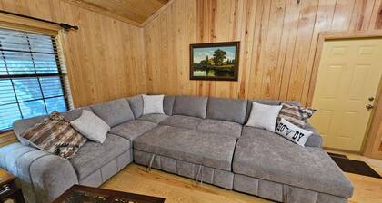 2-bedroom cabin in the heart of Amish country in Ethridge Tennessee.