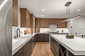 Fridge, microwave, oven, stovetop - Abode at Bluebird Chalet, hot tub, sauna, heart of Old Town (Park City)