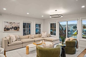 TV, fireplace, offices - Abode at Bluebird Chalet, hot tub, sauna, heart of Old Town (Park City)